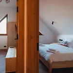 Muciówka Dom wakacyjny Jurkow (Limanowa)